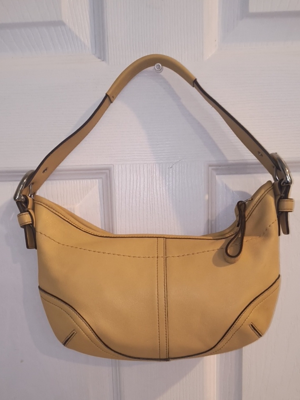 Vintage Coach 9541 Mini Soho Hobo Y2K Yellow Leather Shoulder Bag